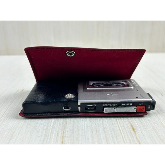 SONY Microcassette Corder M-100 - Picture 10 of 14